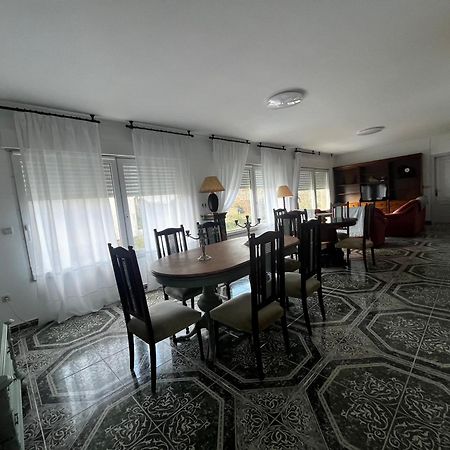 A Xunqueira Villa Villanueva De Arosa Luaran gambar